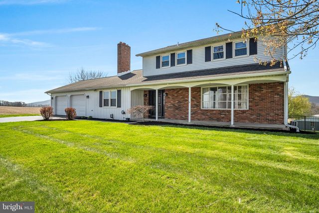 1387 LUTZTOWN RD, Boiling Springs, PA 17007