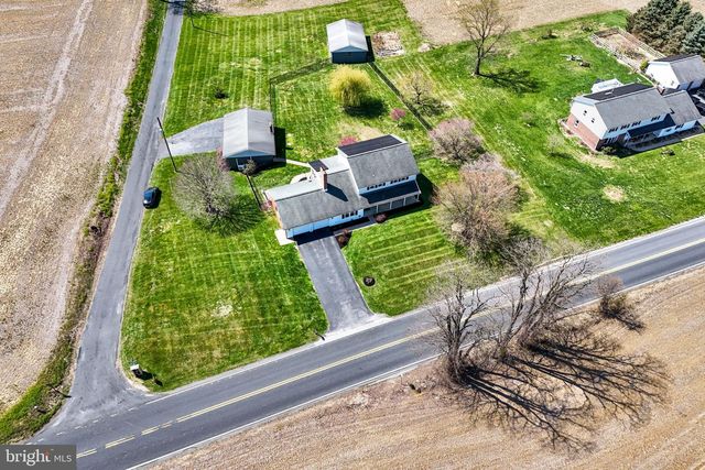 1387 LUTZTOWN RD, Boiling Springs, PA 17007