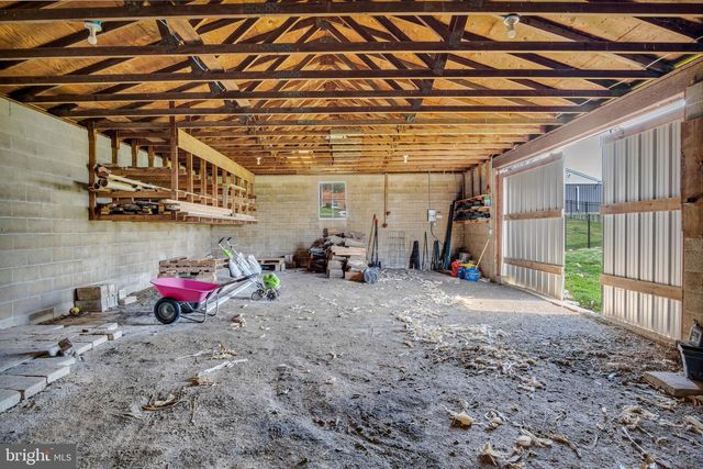 1387 LUTZTOWN RD, Boiling Springs, PA 17007