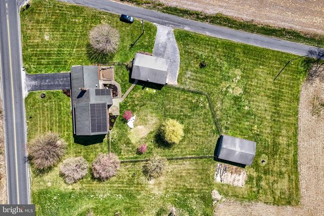 1387 LUTZTOWN RD, Boiling Springs, PA 17007
