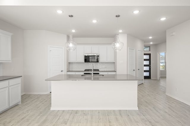 720 Scarlet Sage Drive, Waxahachie, TX 75165
