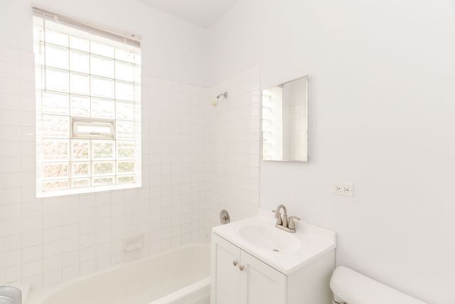 5168 S King Drive 3, Chicago, IL 60615