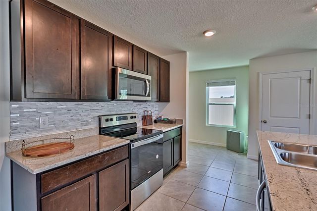 1100 NW 248TH DRIVE, Newberry, FL 32669
