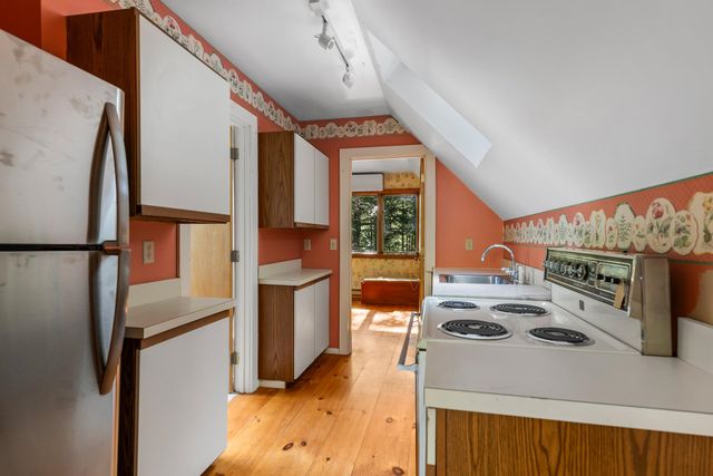 45 Bright Slope Way, Grantham, NH 03753