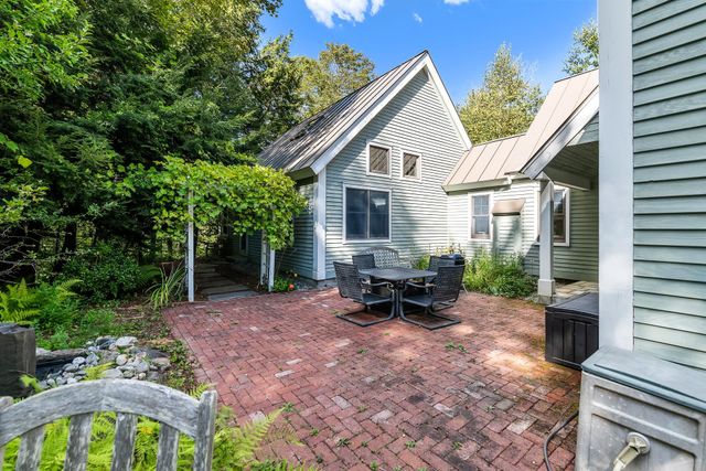 45 Bright Slope Way, Grantham, NH 03753