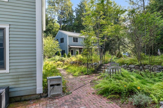 45 Bright Slope Way, Grantham, NH 03753
