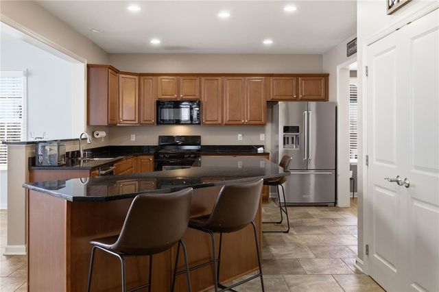 309 Dirkshire Ct, Adams Twp, PA 16046