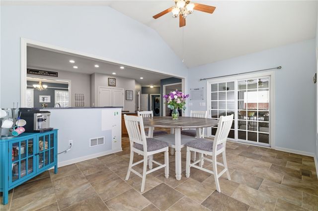 309 Dirkshire Ct, Adams Twp, PA 16046