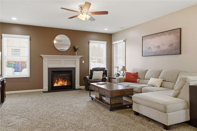 309 Dirkshire Ct, Adams Twp, PA 16046