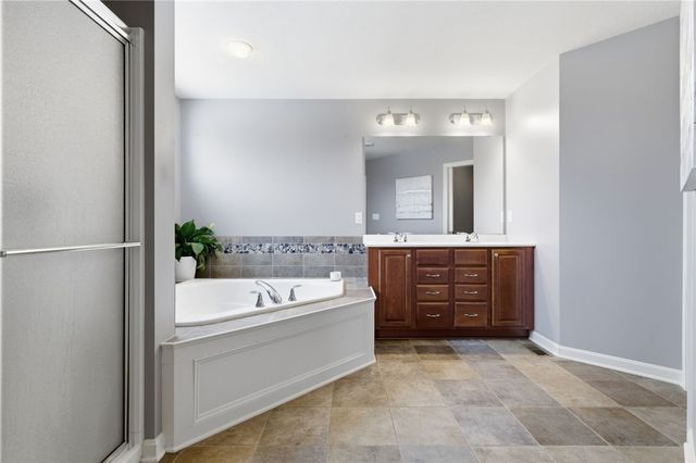 309 Dirkshire Ct, Adams Twp, PA 16046