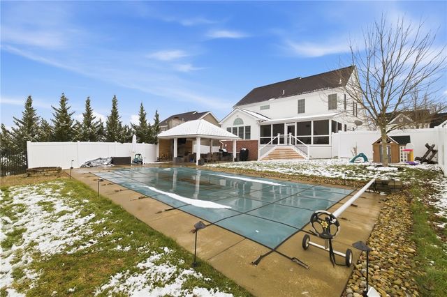 309 Dirkshire Ct, Adams Twp, PA 16046