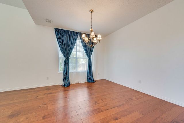 5214 Alazan Bay Drive, Rowlett, TX 75089