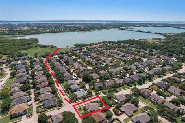 5214 Alazan Bay Drive, Rowlett, TX 75089