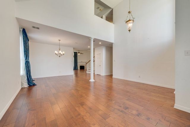 5214 Alazan Bay Drive, Rowlett, TX 75089