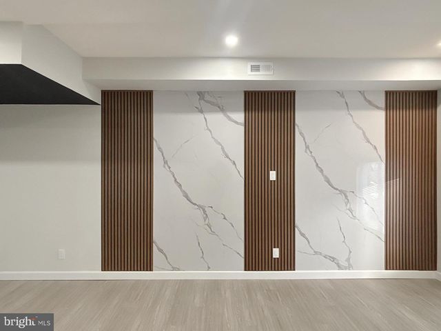 2636 E MONUMENT ST, Baltimore, MD 21205