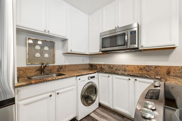 1645 Emerald 1D, San Diego, CA 92109