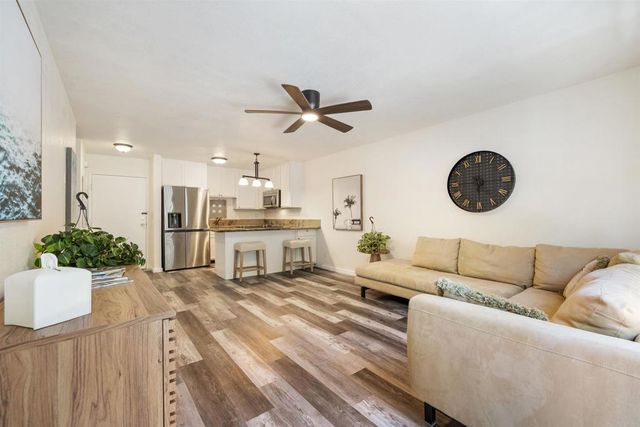 1645 Emerald 1D, San Diego, CA 92109