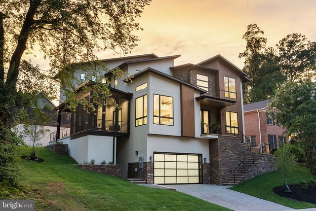 2816 N JEFFERSON ST, Arlington, VA 22207