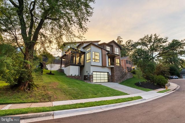 2816 N JEFFERSON ST, Arlington, VA 22207