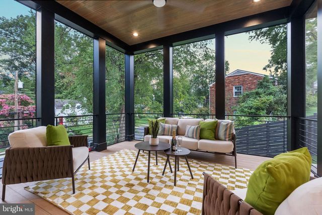 2816 N JEFFERSON ST, Arlington, VA 22207