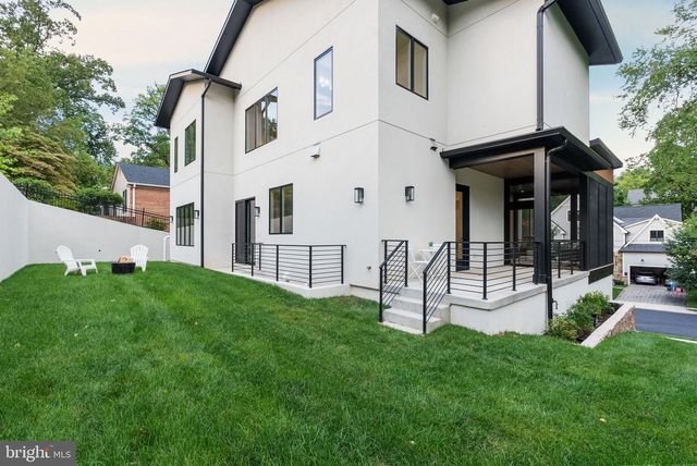 2816 N JEFFERSON ST, Arlington, VA 22207