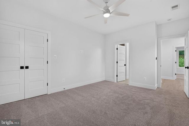 2816 N JEFFERSON ST, Arlington, VA 22207