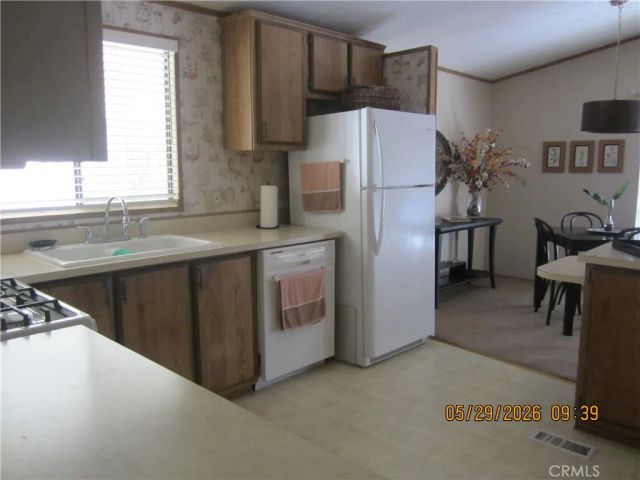 1650 E Clark, Santa Maria, CA 93455
