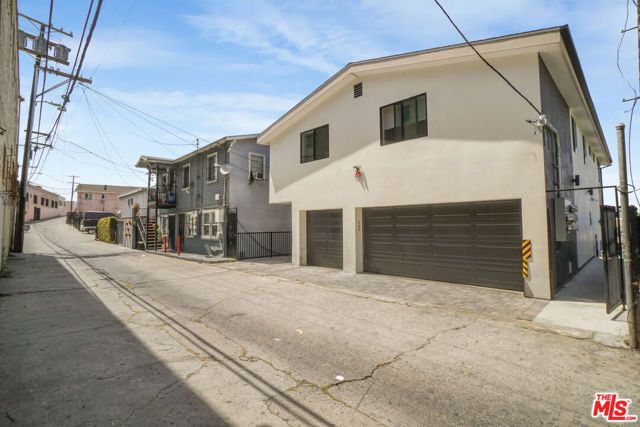4810 Mascot Street, Los Angeles, CA 90019
