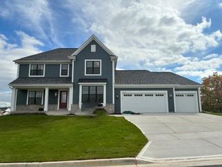 N56W20887 Carnoustie WAY #Lt45, Menomonee Falls, WI 53051