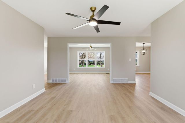 102 Bayberry Road, Versailles, KY 40383