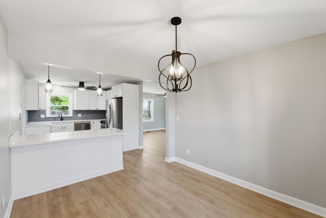 102 Bayberry Road, Versailles, KY 40383