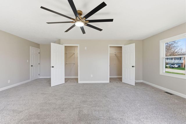 102 Bayberry Road, Versailles, KY 40383