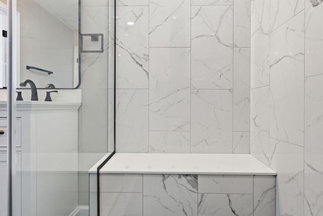 102 Bayberry Road, Versailles, KY 40383