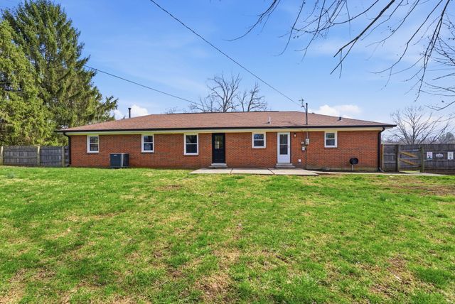 102 Bayberry Road, Versailles, KY 40383