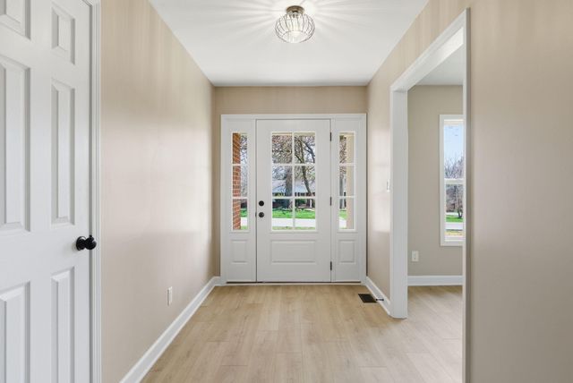 102 Bayberry Road, Versailles, KY 40383