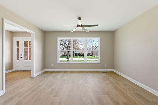 102 Bayberry Road, Versailles, KY 40383