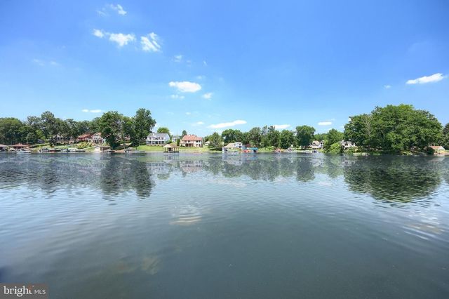 356 LAKE MEADE DR, East Berlin, PA 17316