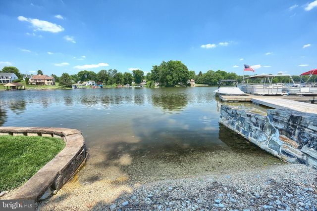 356 LAKE MEADE DR, East Berlin, PA 17316