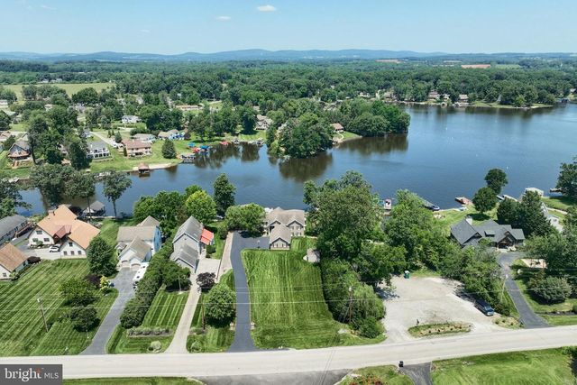 356 LAKE MEADE DR, East Berlin, PA 17316