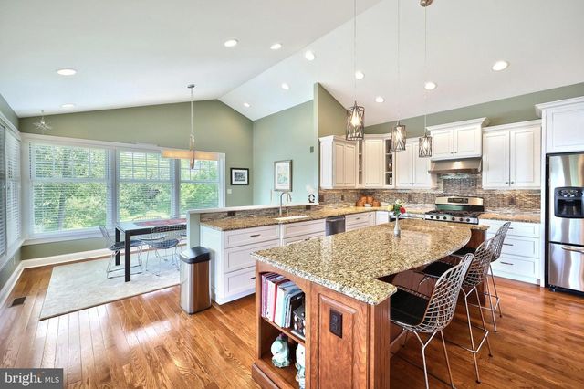 356 LAKE MEADE DR, East Berlin, PA 17316
