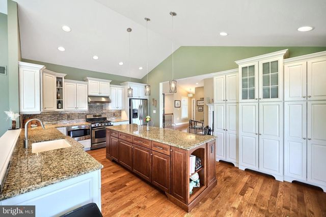 356 LAKE MEADE DR, East Berlin, PA 17316