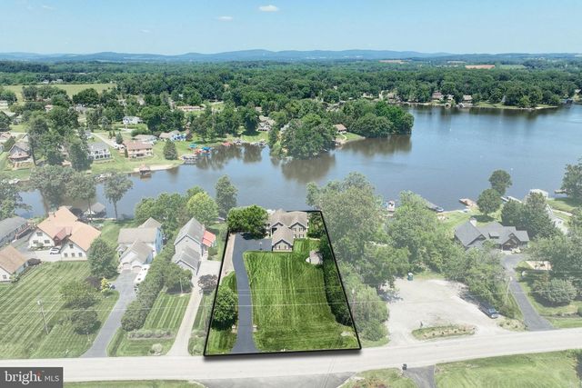 356 LAKE MEADE DR, East Berlin, PA 17316