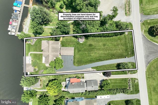 356 LAKE MEADE DR, East Berlin, PA 17316