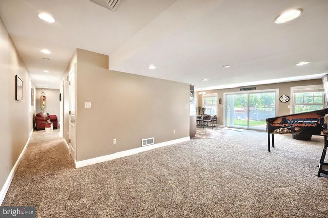 356 LAKE MEADE DR, East Berlin, PA 17316