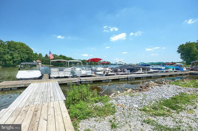 356 LAKE MEADE DR, East Berlin, PA 17316