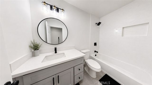 1558 W 105th, Los Angeles, CA 90047
