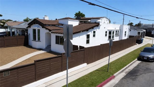 1558 W 105th, Los Angeles, CA 90047