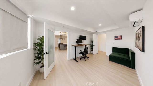 1558 W 105th, Los Angeles, CA 90047