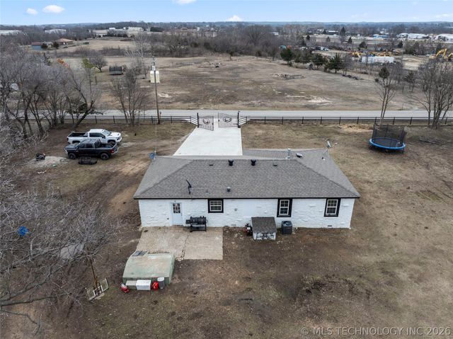 17090 S 4170 Road, Claremore, OK 74017