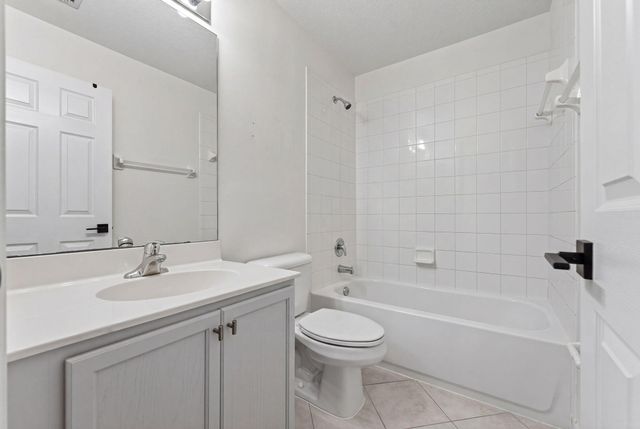 5951 Manchester Way, Tamarac, FL 33321